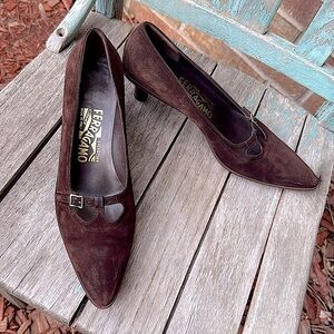 Salvatore Ferragamo Ladies 7.5 Italian Dark Brown Suede Leather Buckle Heels